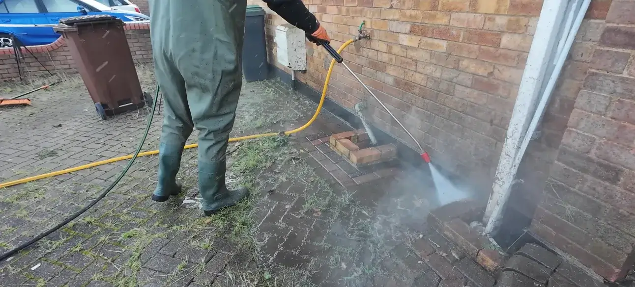 Hot Water vs Cold Water for Concrete Driveways